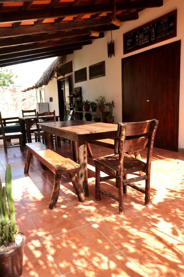 Vibra Guesthouse Popoyo Buitenkant foto