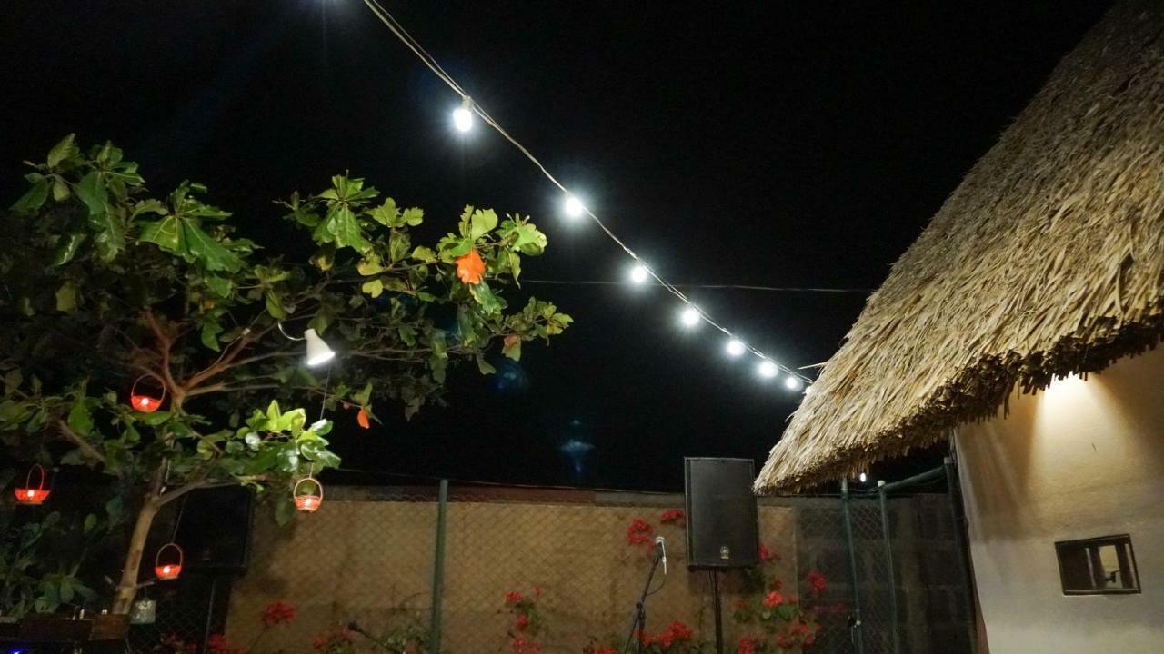 Vibra Guesthouse Popoyo Buitenkant foto
