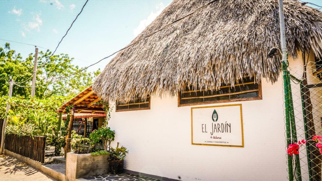 Vibra Guesthouse Popoyo Buitenkant foto
