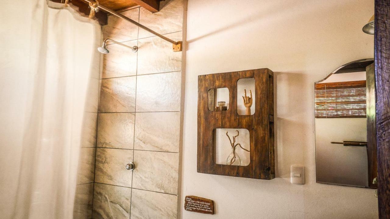 Vibra Guesthouse Popoyo Buitenkant foto