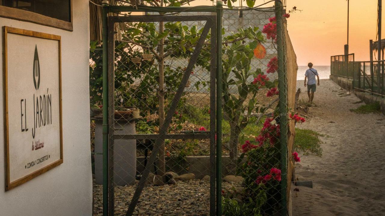 Vibra Guesthouse Popoyo Buitenkant foto